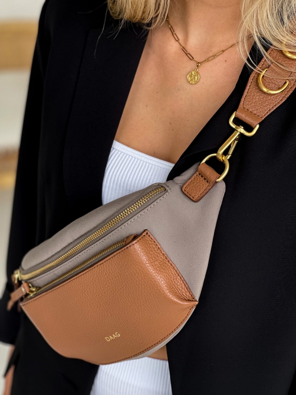 LARISSA duża beżowa koniak damska nerka saszetka torebka tkanina