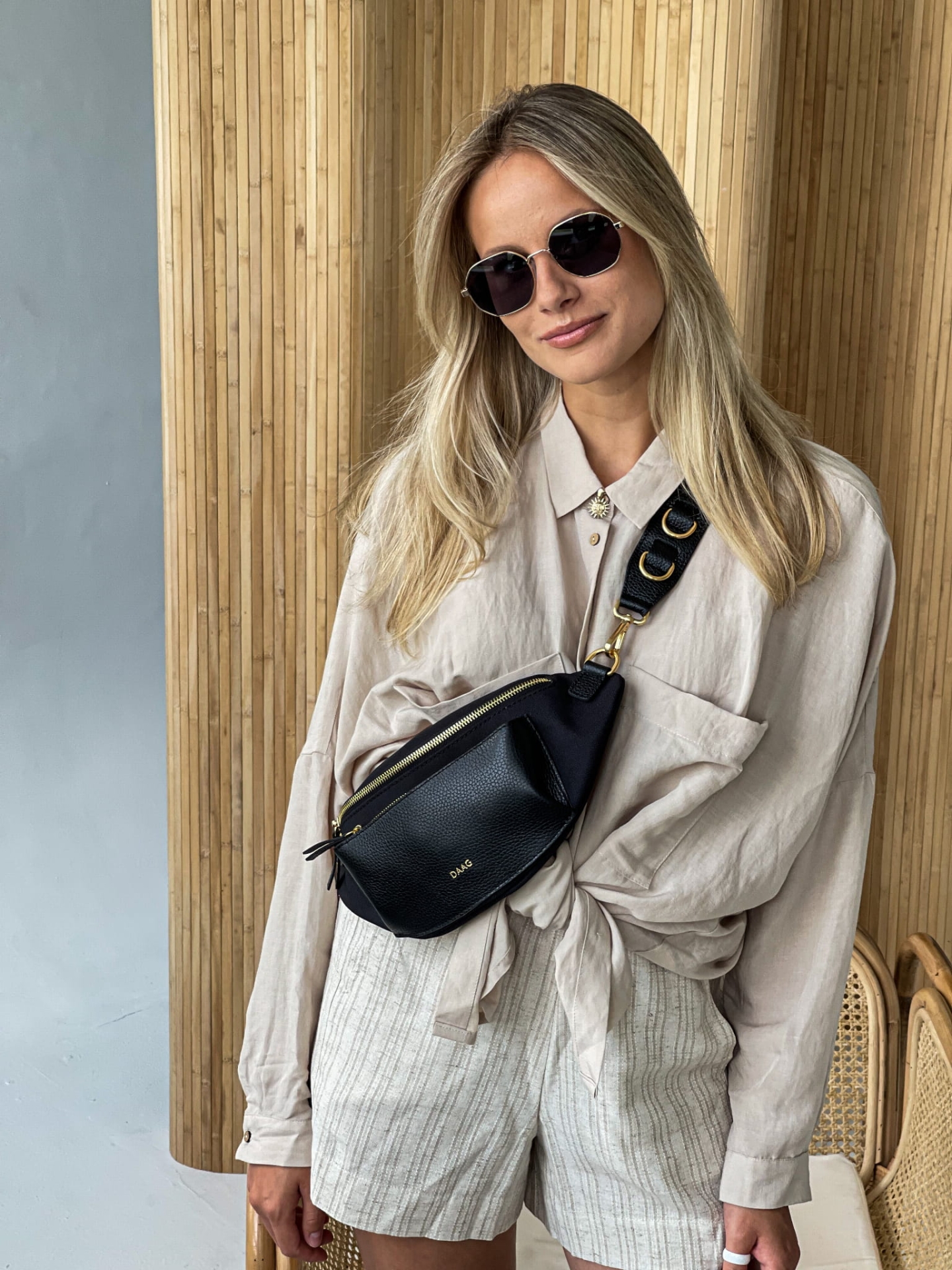 LARISSA czarna duża damska nerka saszetka torebka tkanina