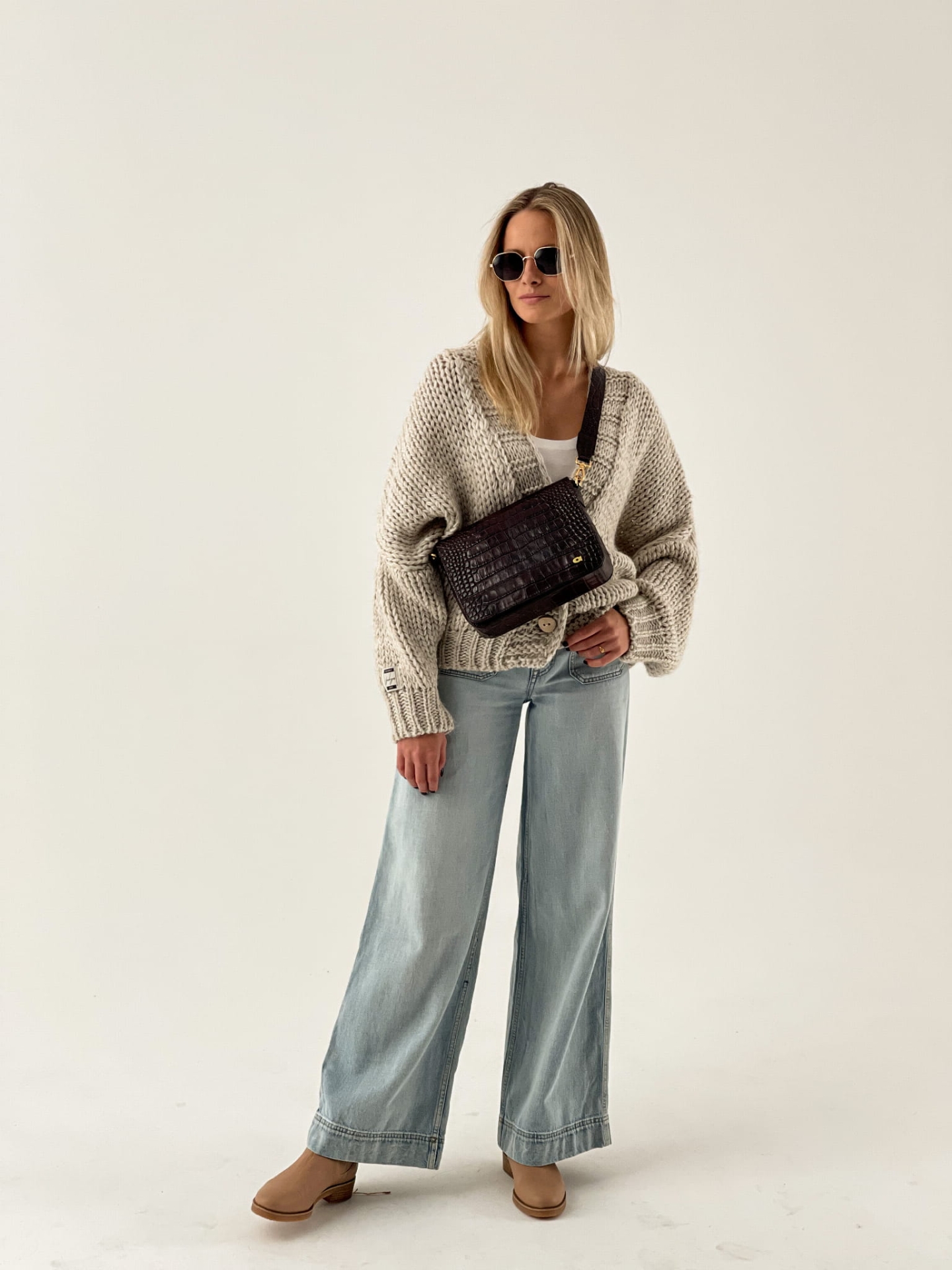 SALLY 4 brązowa skórzana torebka damska listonoszka