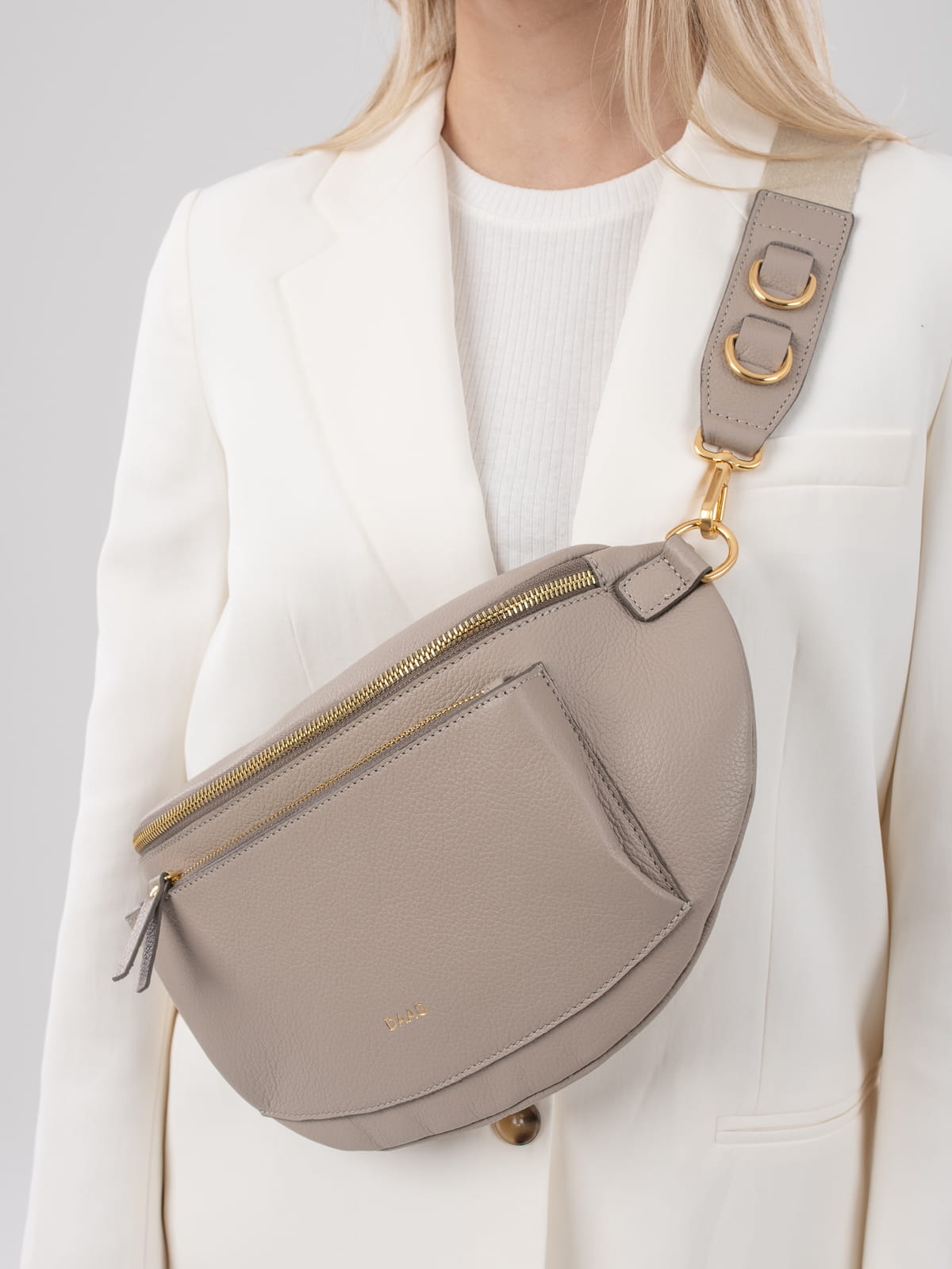 LARISSA XL beżowa duża nerka damska saszetka torebka skórzana