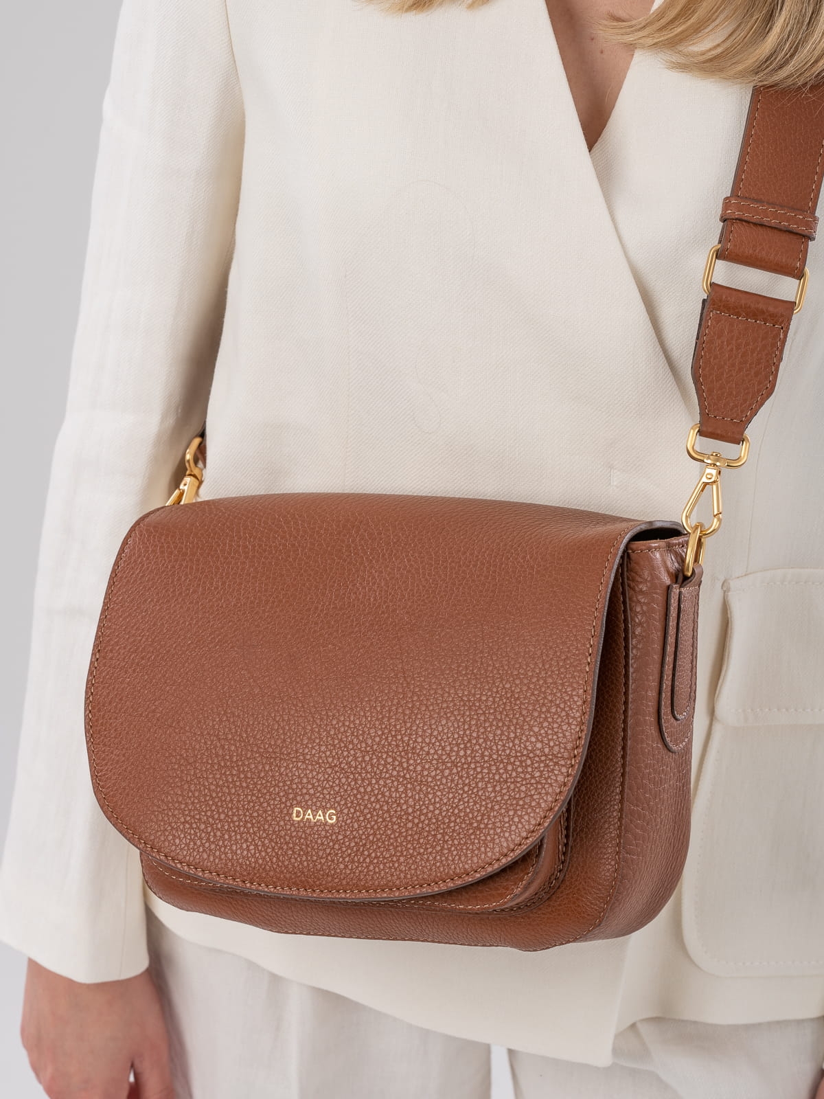 EMMANUELA koniak skórzana torebka damska listonoszka torba na ramię