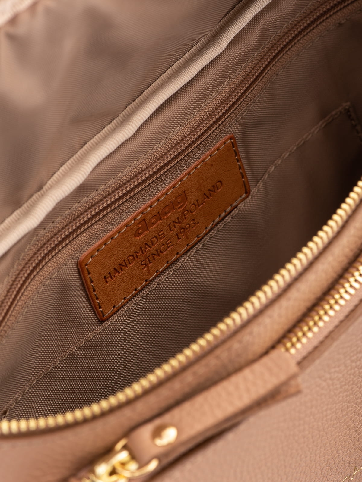 LARISSA XL beżowa duża nerka damska saszetka torebka skórzana