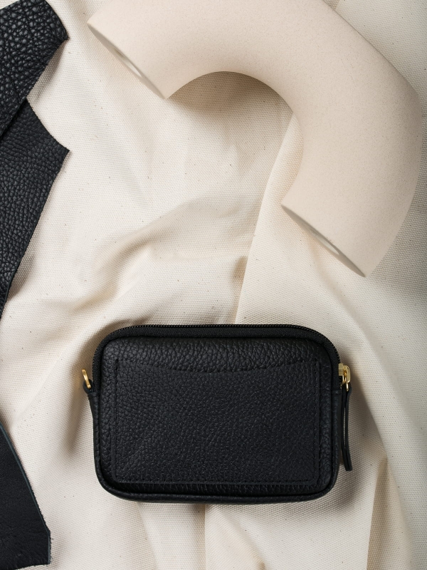 VICKI czarne etui kosmetyczka skórzana ZERO WASTE