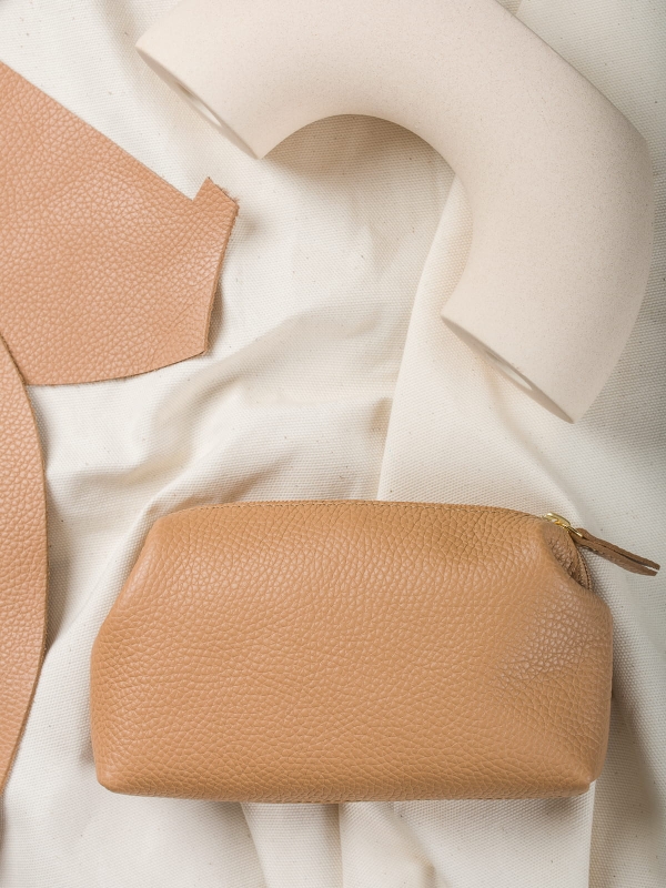 ALICE ZERO WASTE DAAG skórzana kosmetyczka damska beżowa latte