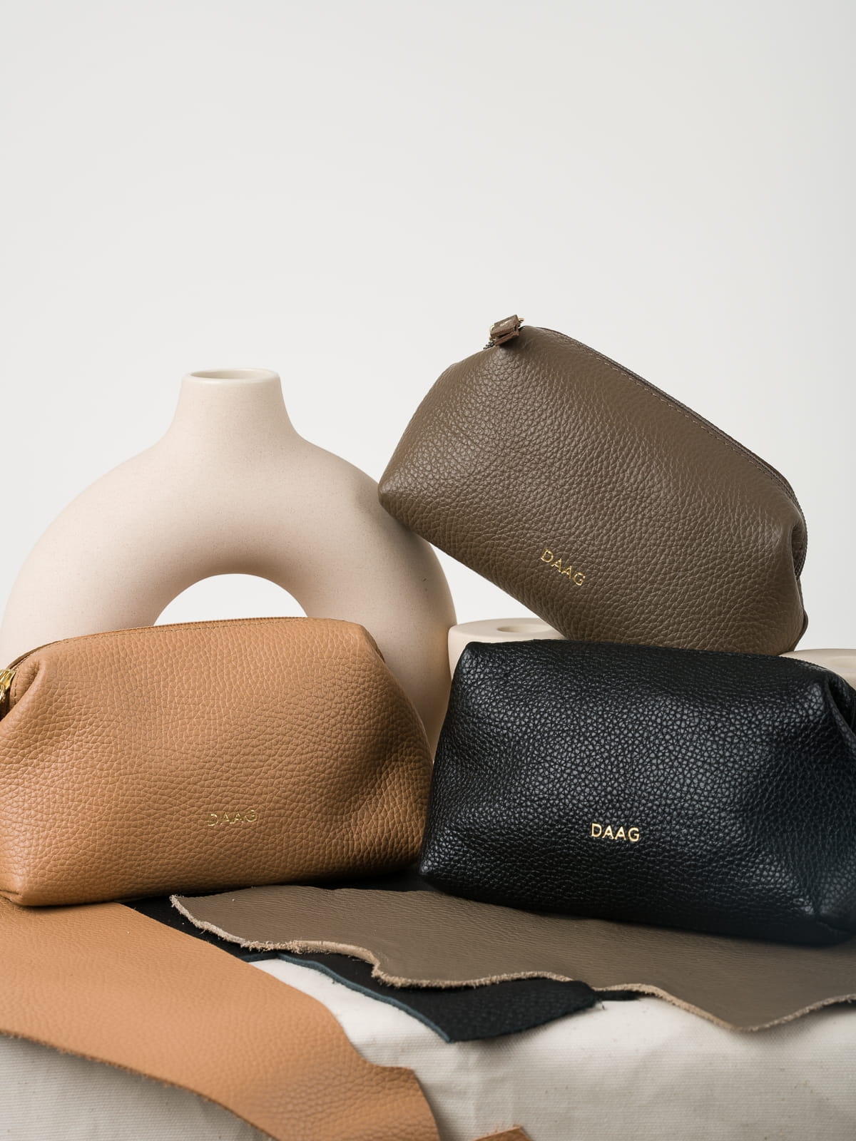 ALICE ZERO WASTE DAAG skórzana kosmetyczka damska beżowa latte