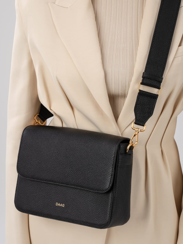 MARIA czarna skórzana torebka damska listonoszka torba na ramię