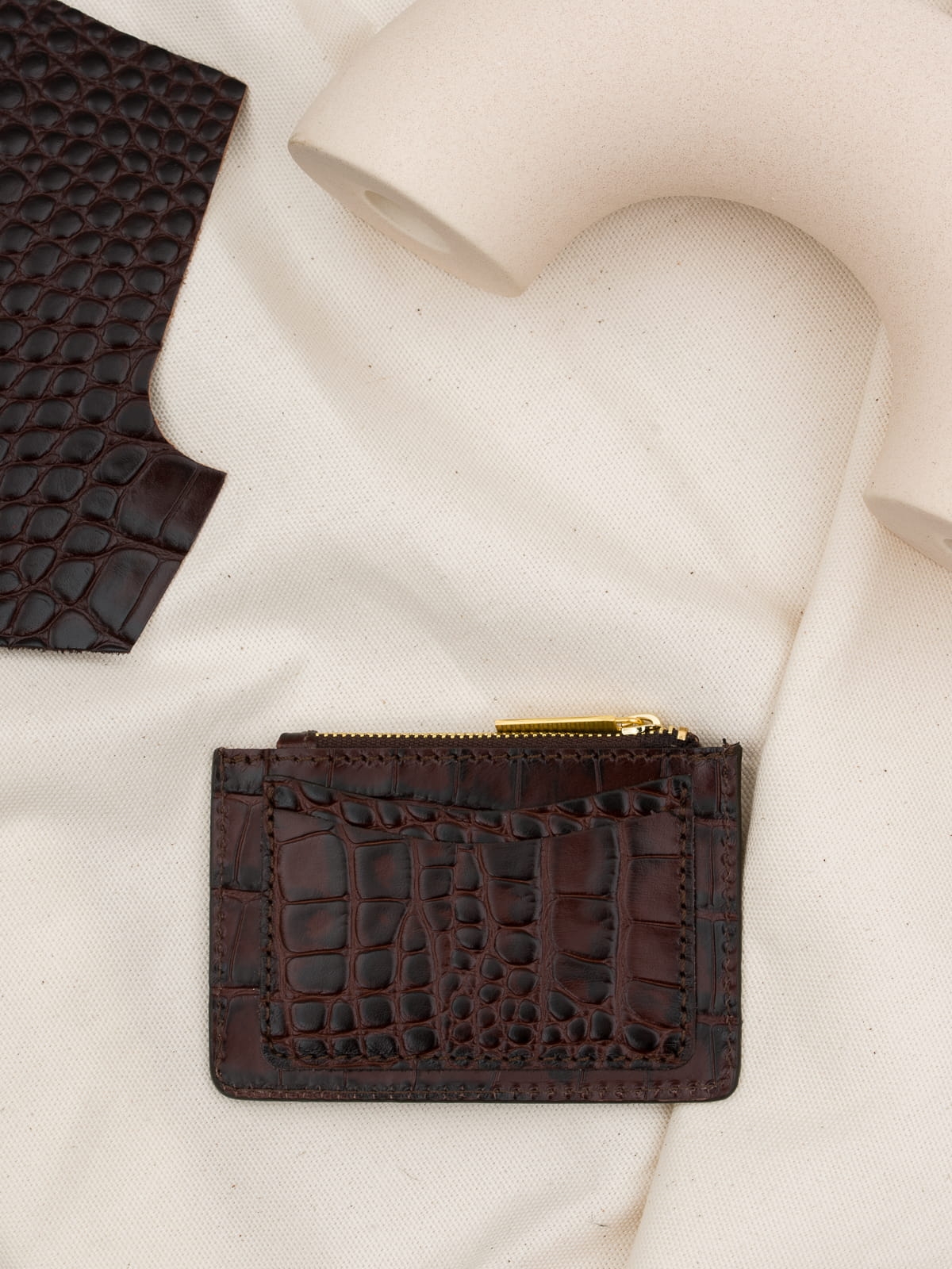 ARIA brązowe etui daag zero waste skórzane etui croco