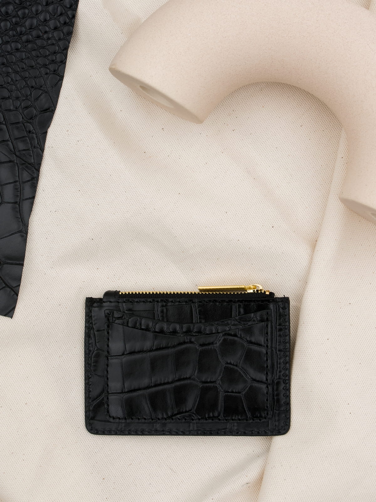 ARIA czarne etui daag zero waste skórzane etui croco