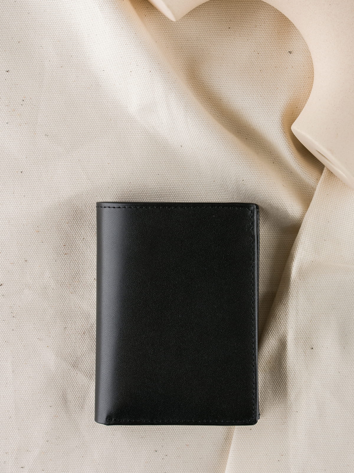 CHARLES czarny skórzany portfel męski