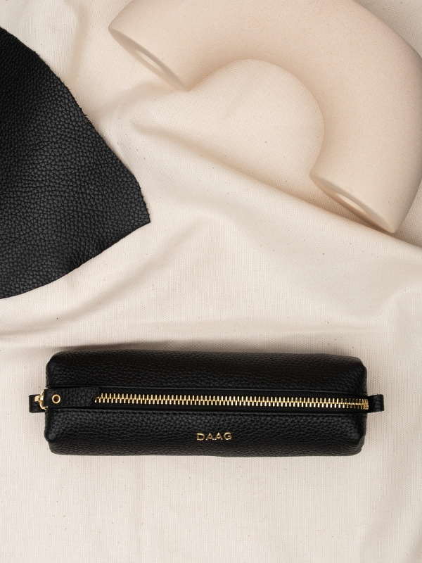 Piórnik czarny skórzany etui na długopisy