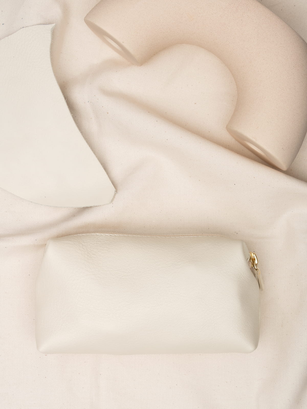 ALICE DAAG milk skórzana kosmetyczka damska zero waste