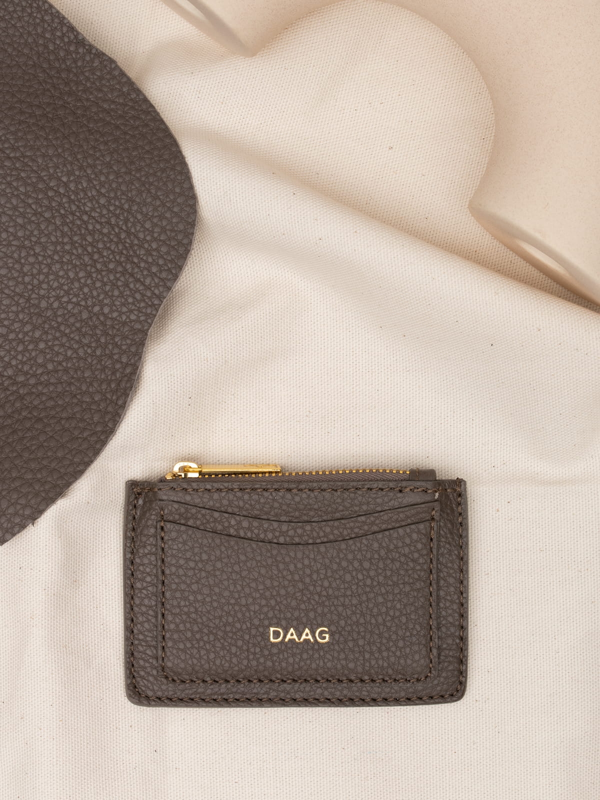 ARIA ciemny taupe etui daag zero waste skórzane etui groszek