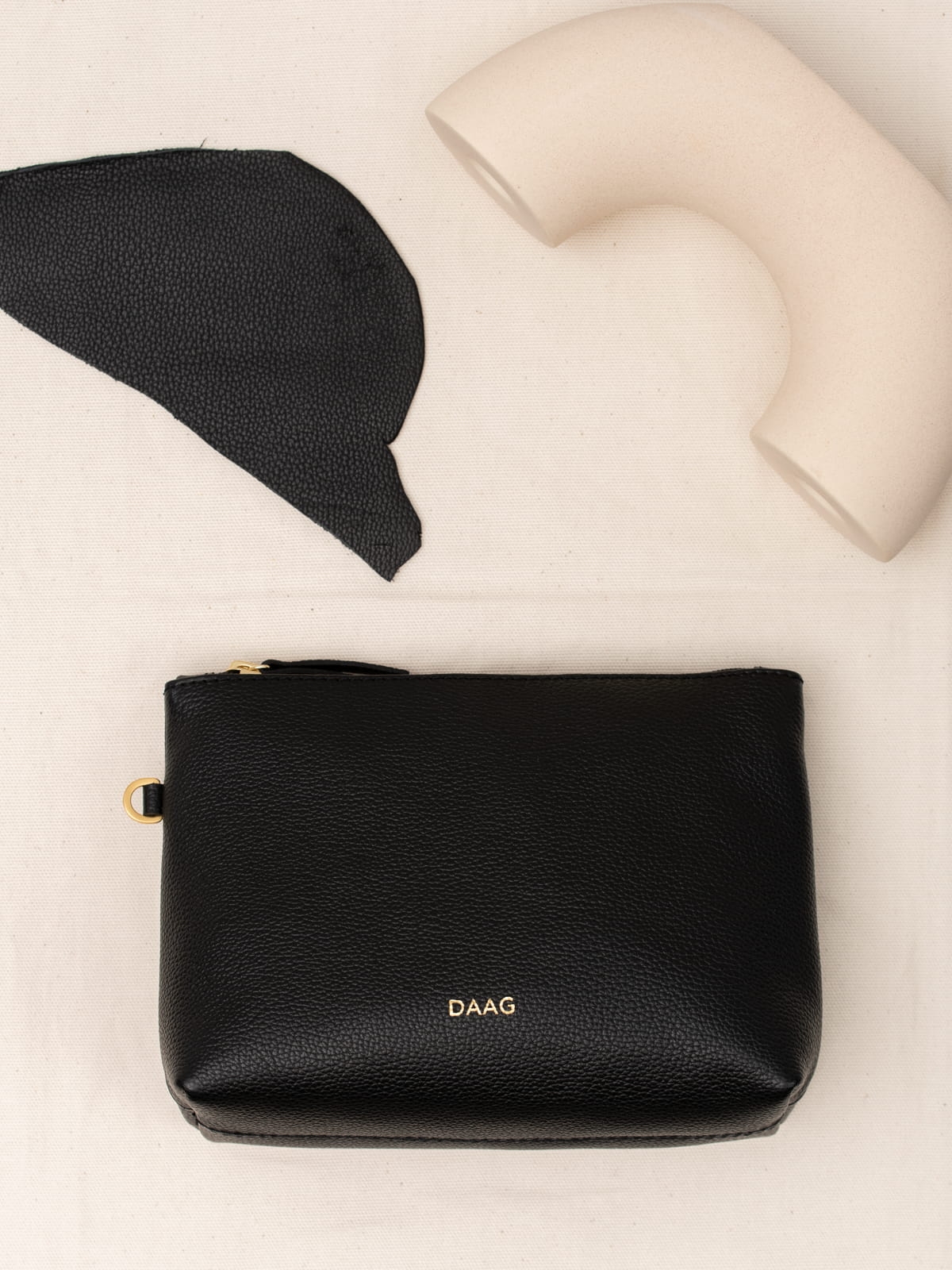 RUBY czarna skórzana kosmetyczka damska zero waste