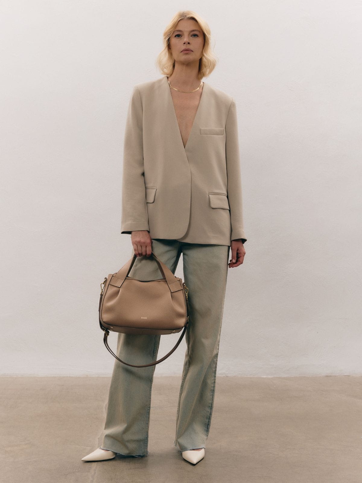 damska skórzana beżowa torebka