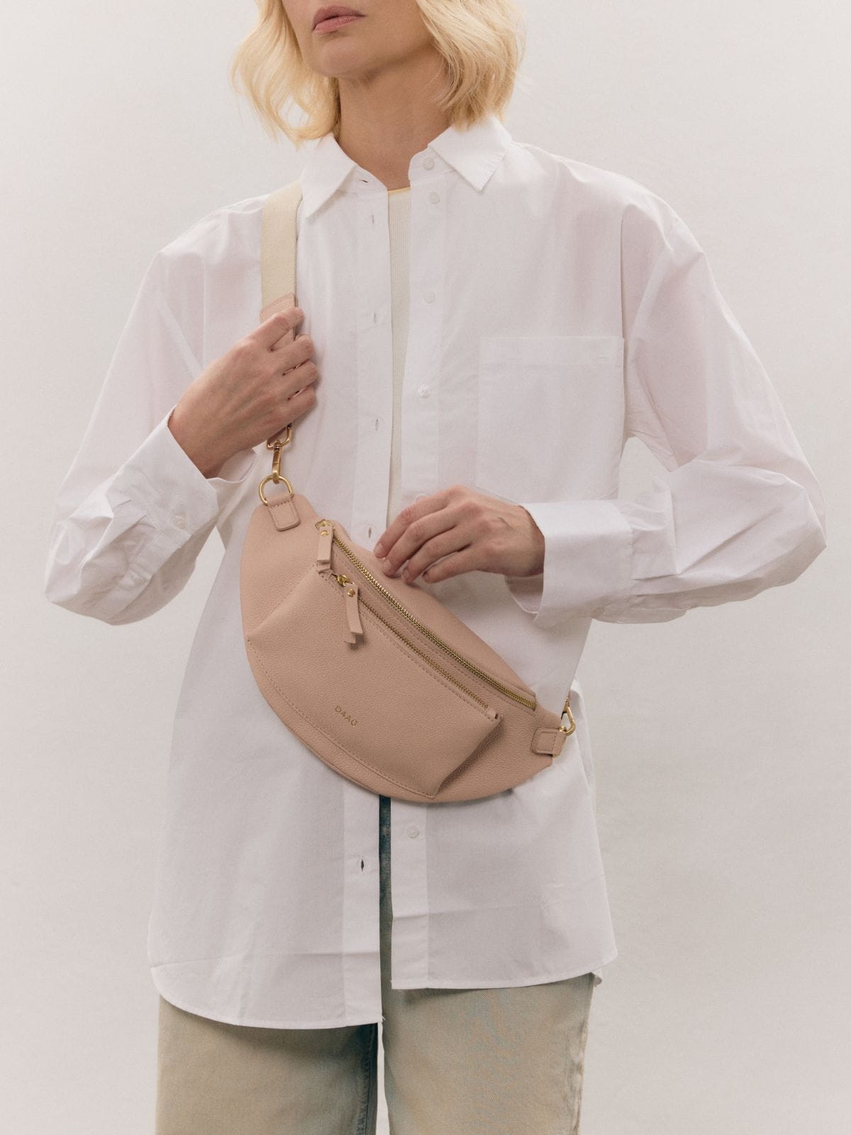 duża damska skórzana nerka różowa.jpg