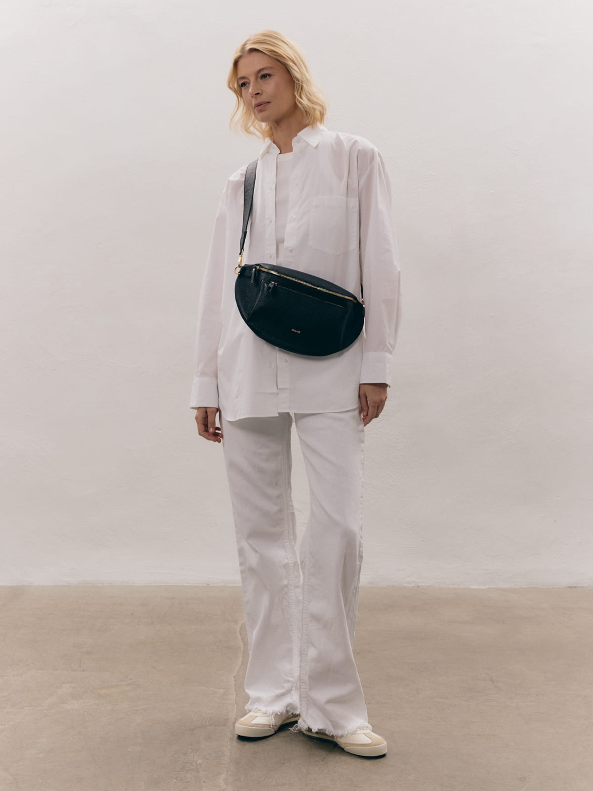 LARISSA XL czarna skórzana duża polska nerka damska saszetka torebka.jpg