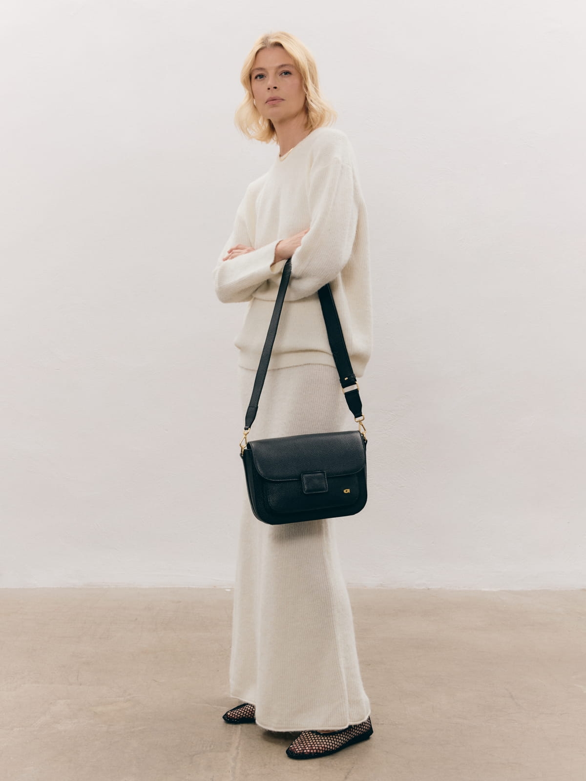 MADELINE czarna groszek skórzana torebka damska duża.jpg