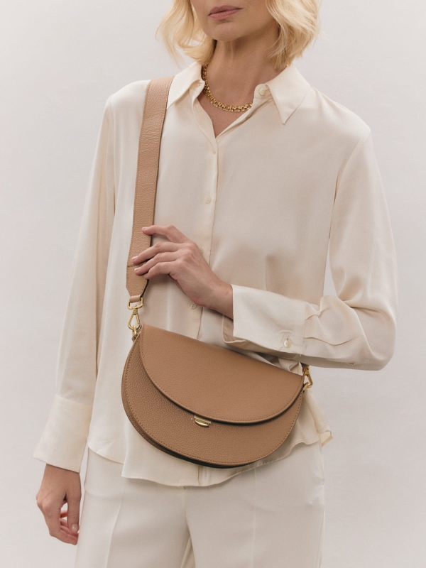 ROSALIE beżowa latte groszek skórzana polska torebka damska półksiężyc skóra.jpg