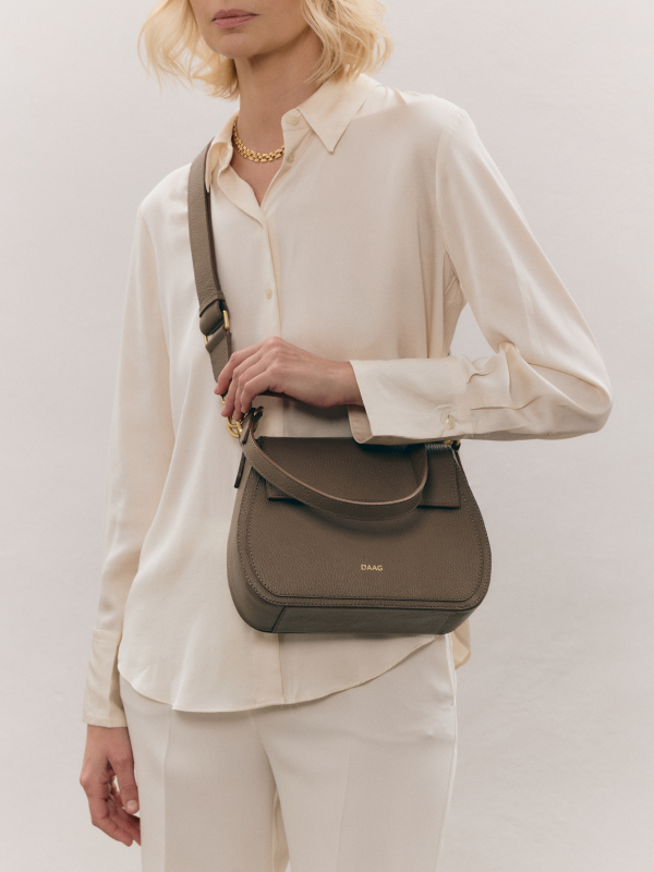 OLIVIA taupe groszek duża skórzana polska torebka damska listonoszka torba na ramię.png