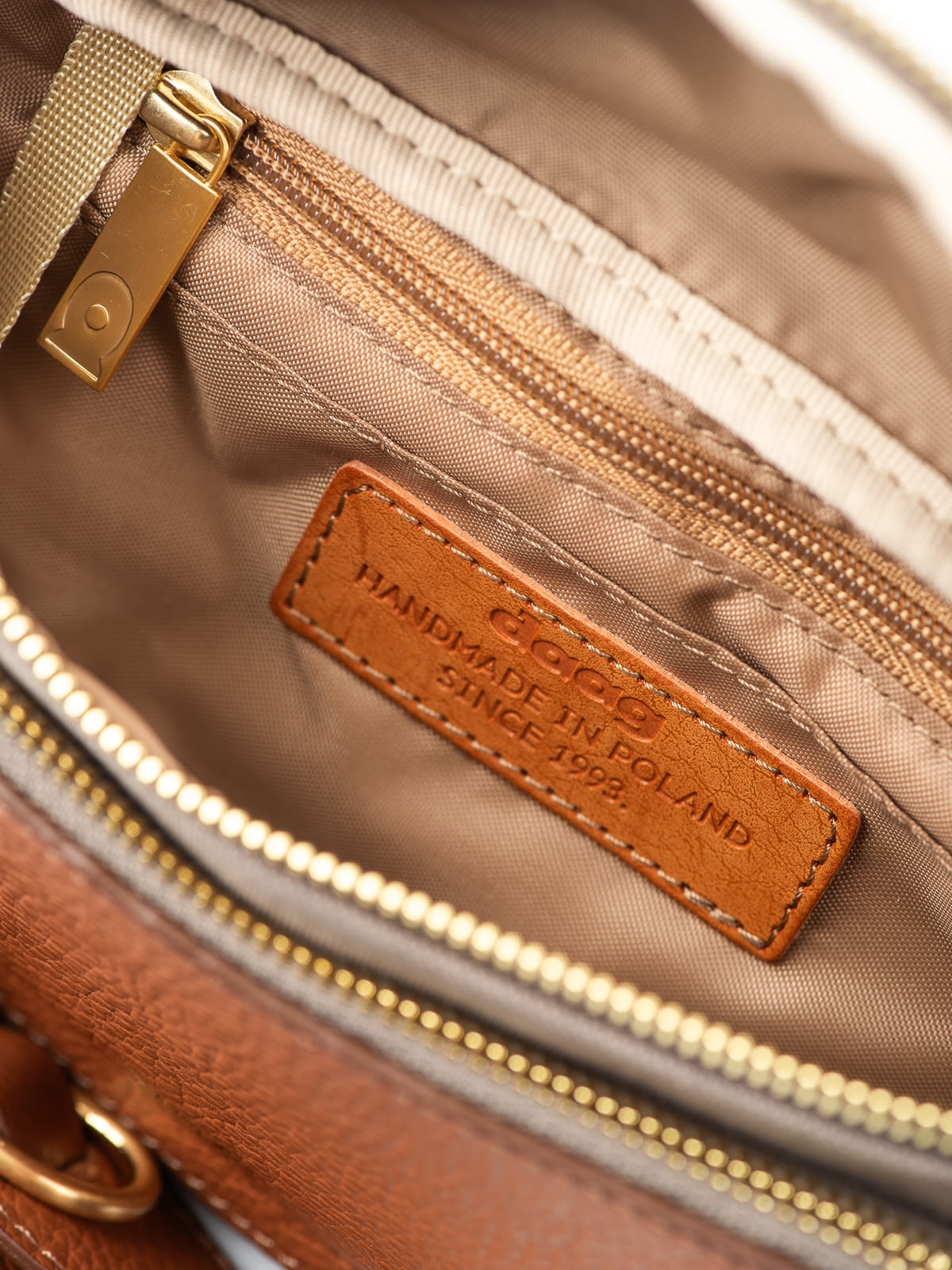 LARISSA koniak beżowa tkanina duża damska nerka saszetka torebka.JPG