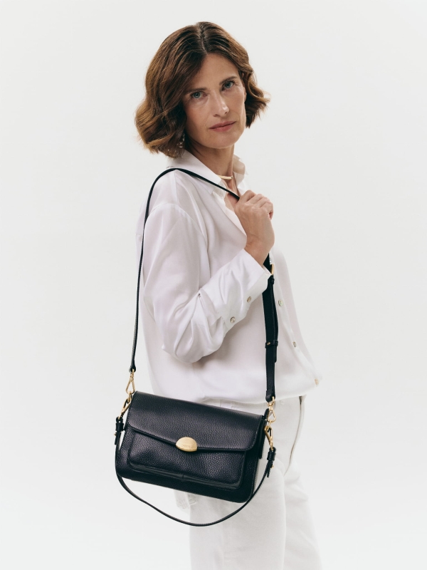 LYNETTE skórzana torebka damska czarna duża listonoszka.jpg