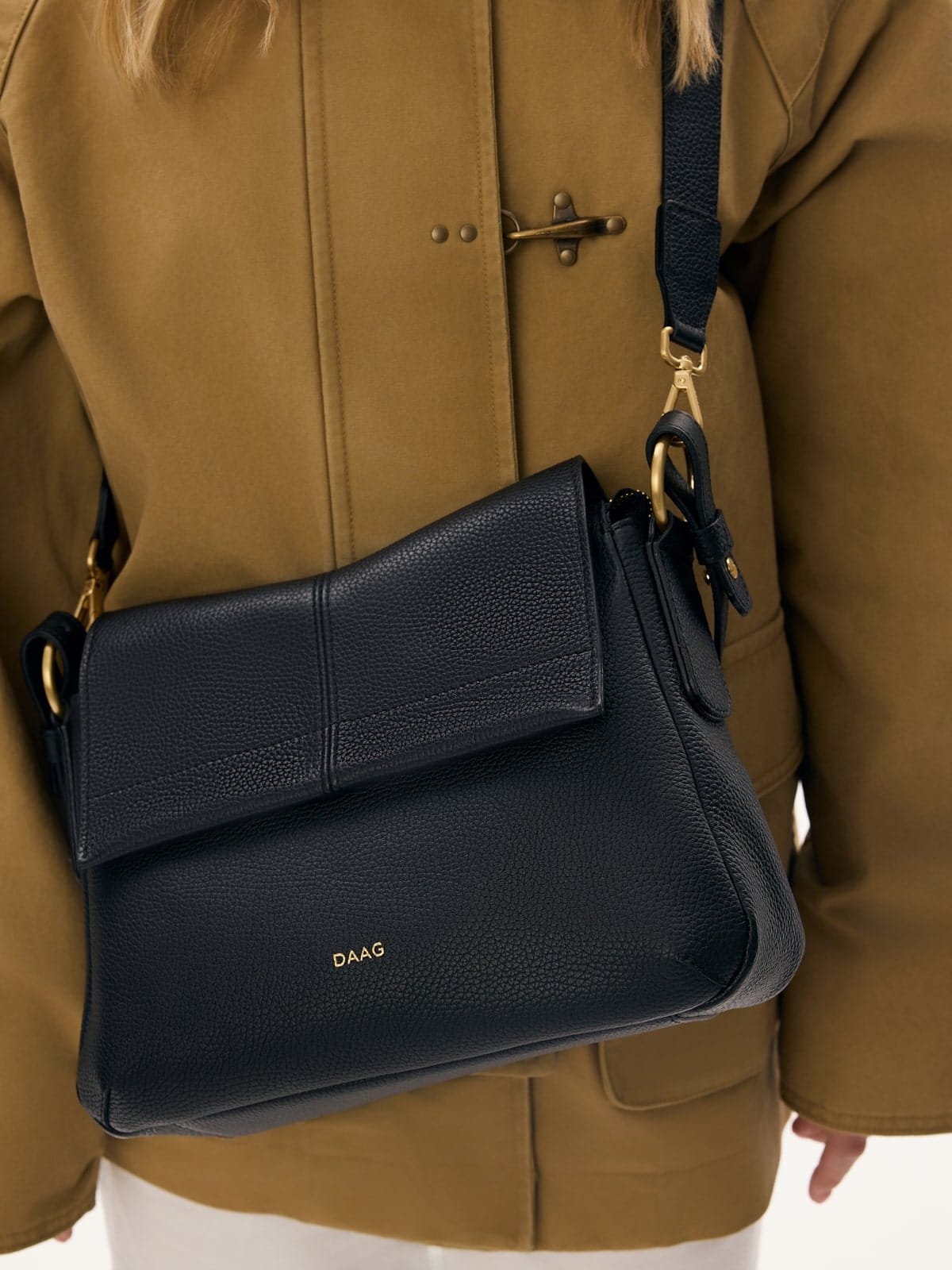 MARRONE czarna groszek skórzana torebka damska.jpg