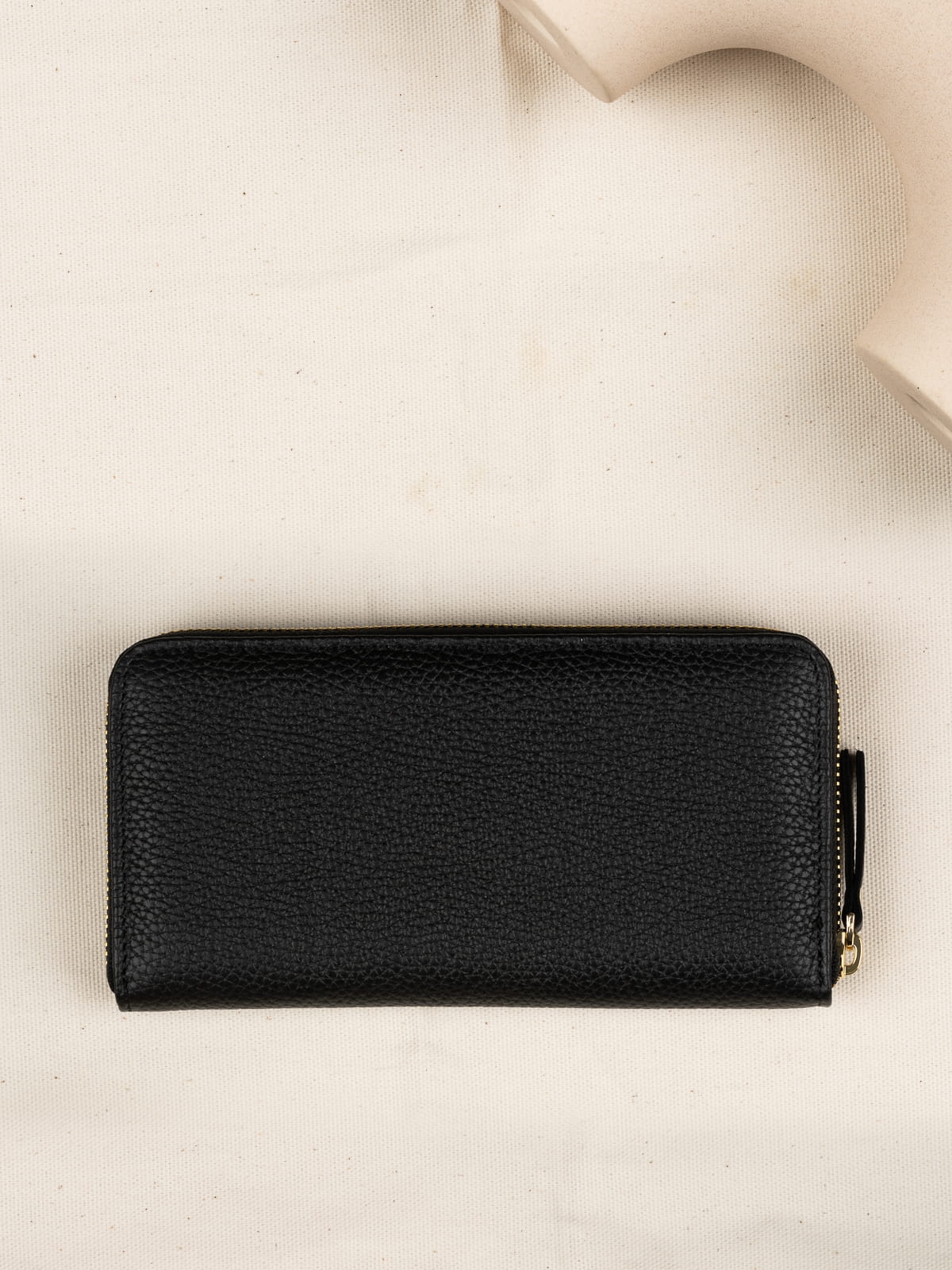 MADISON czarny skórzany groszek portfel damski.JPG