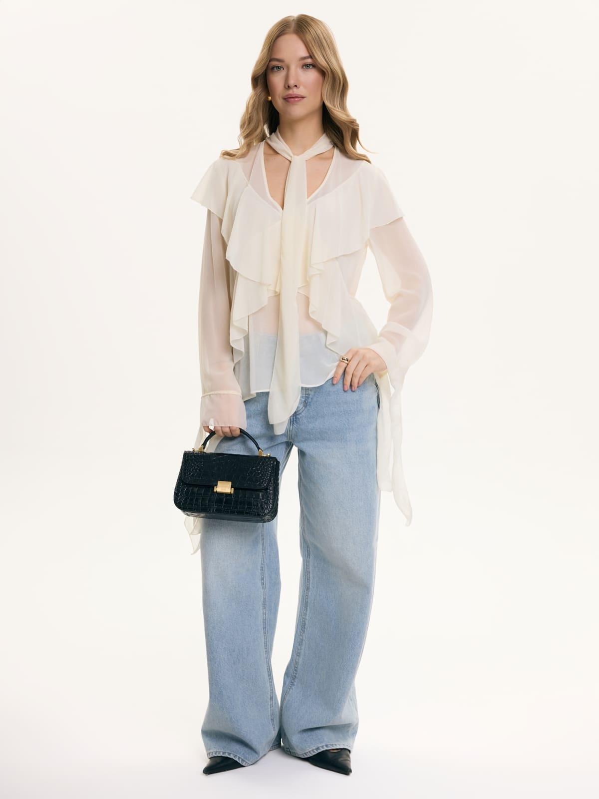 CYNTHIA czarna mała skórzana torebka.jpg