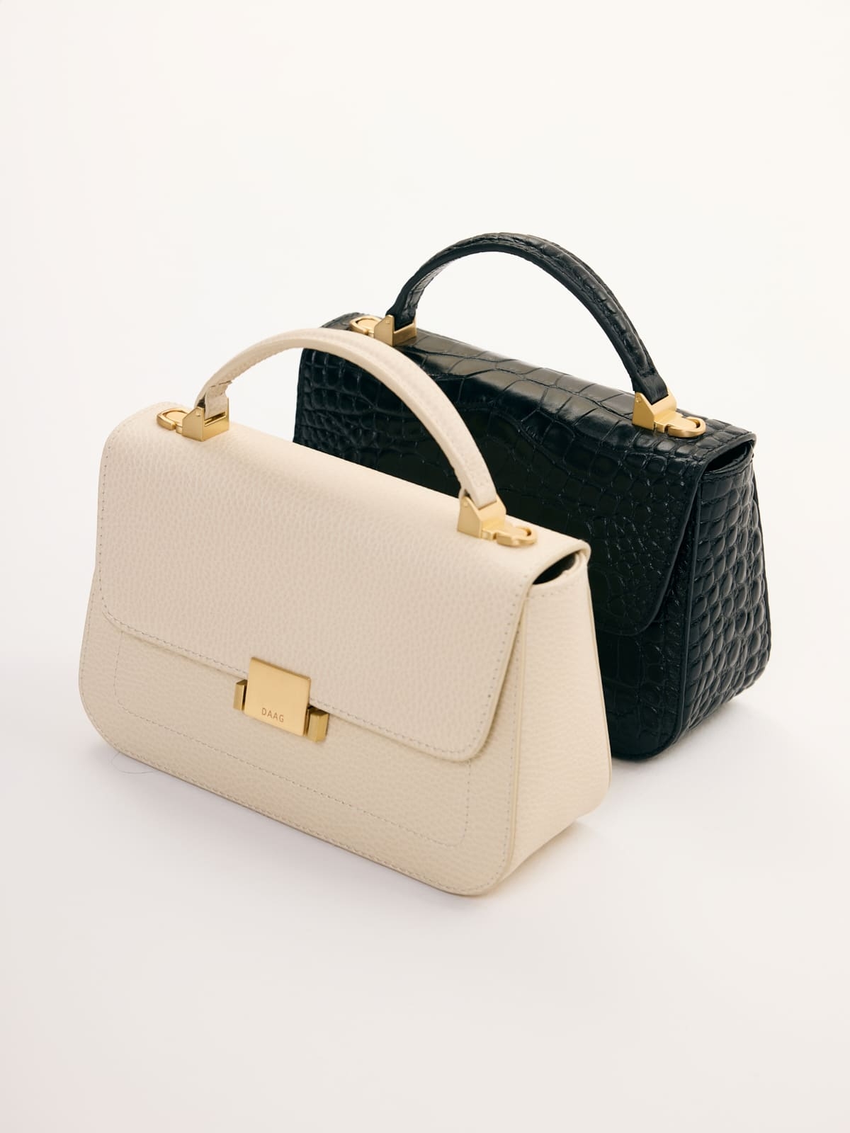 CYNTHIA czarna mała skórzana torebka damska skóra naturalna.jpg