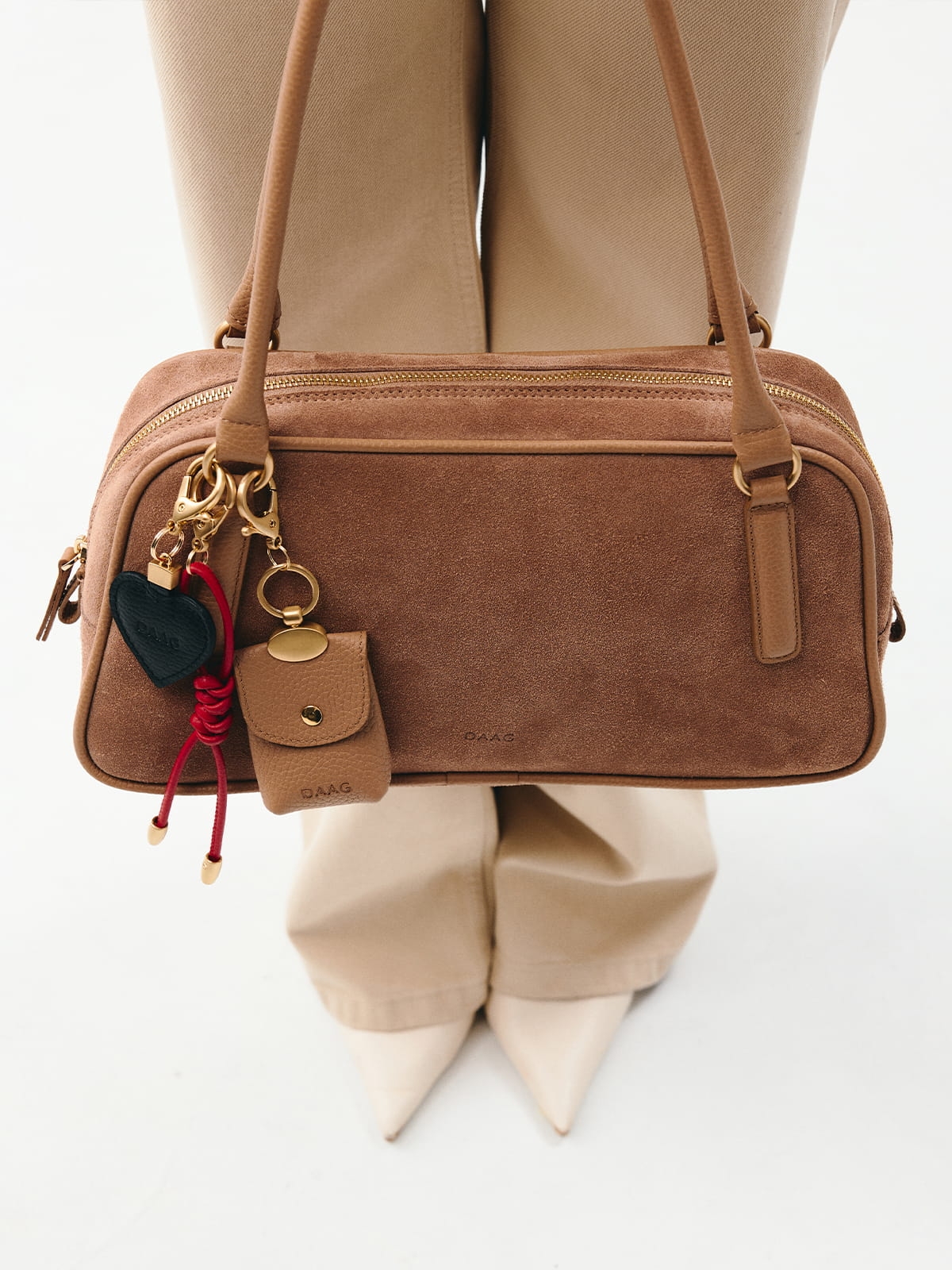 CASSIE zamsz mokka skórzana torebka damska listonoszka na ramię.jpg