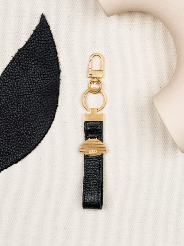 BRELOCZEK do kluczy pasek czarny.jpg