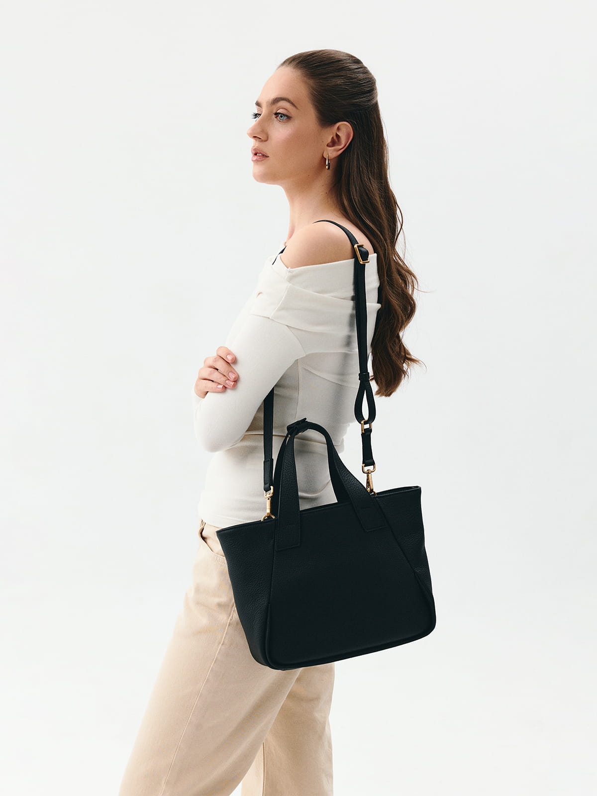 HANNAH czarna duża skórzana torebka kuferek.jpg