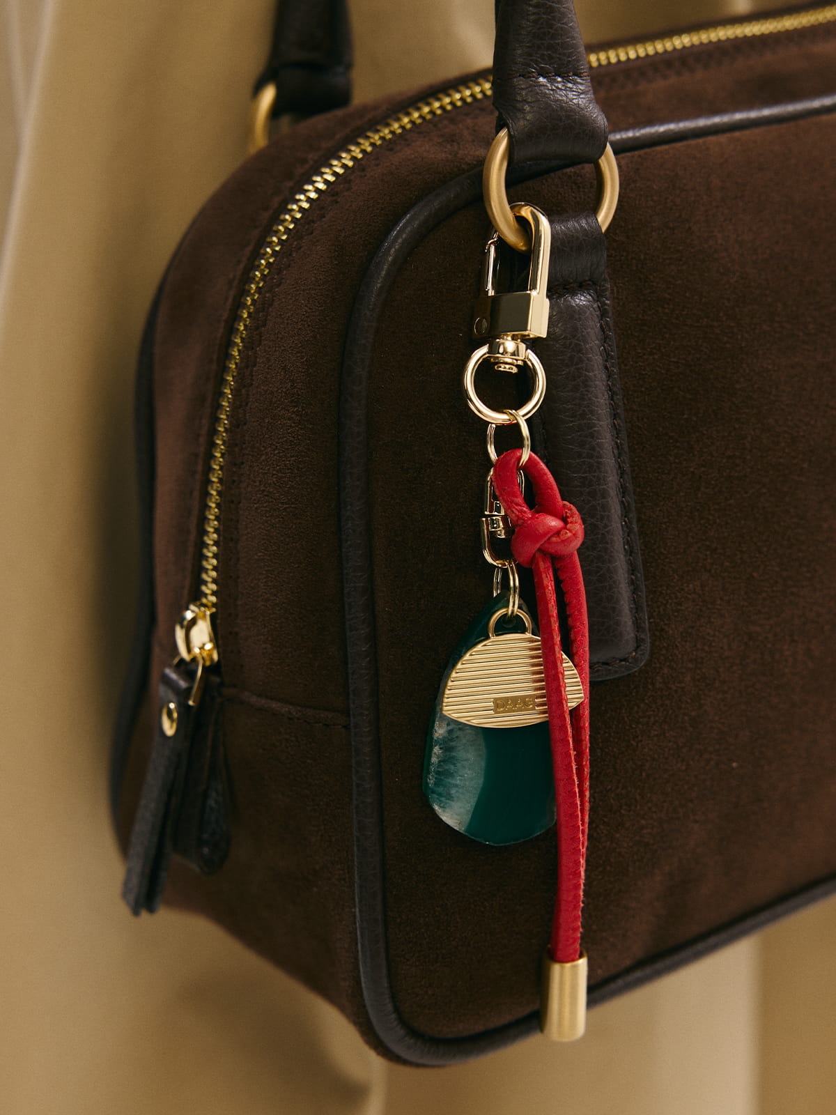 CASSIE zamsz czekoladowy skórzana torebka damska listonoszka torba na ramię.jpg