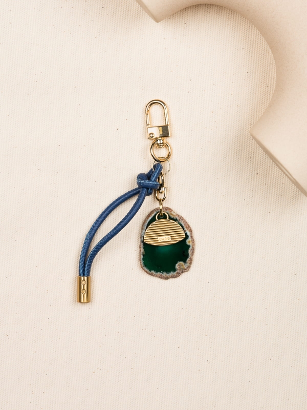 CHARMS kamień agat troczek niebieski skórzany breloczek.JPG