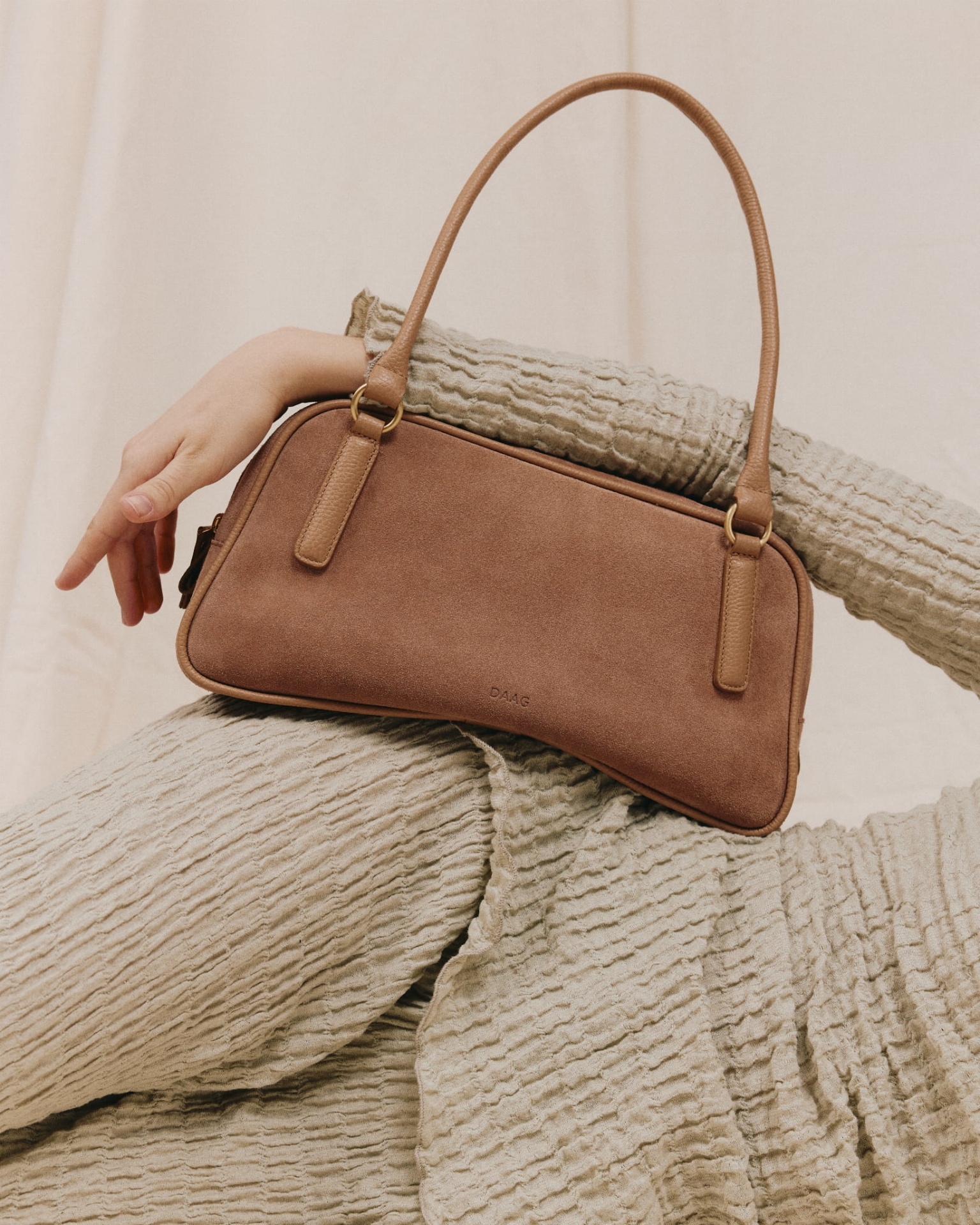 CASSIE zamsz mokka.jpg