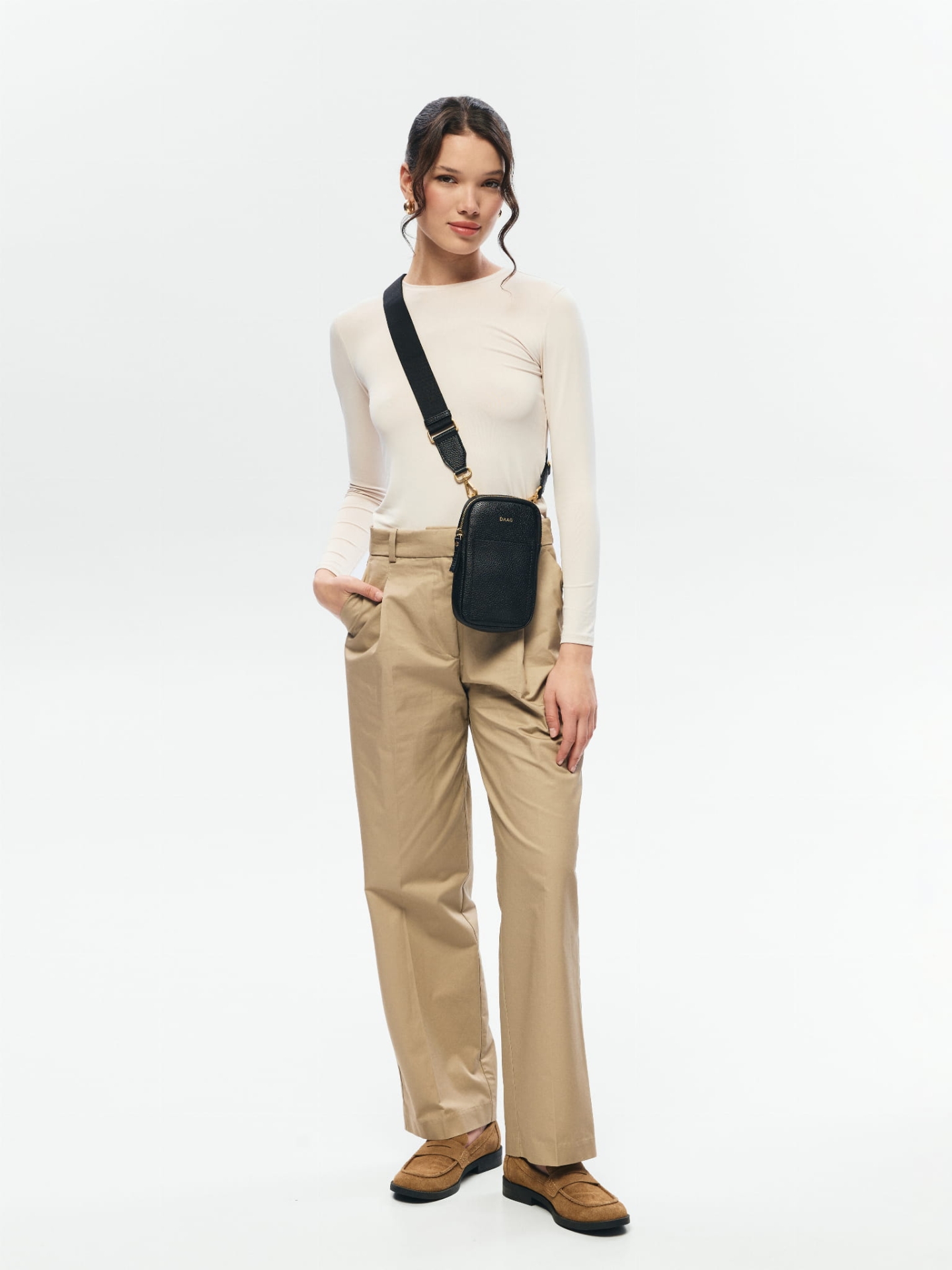 Irma czarna torebka na telefon i portfel torebeczka na telefon.jpg