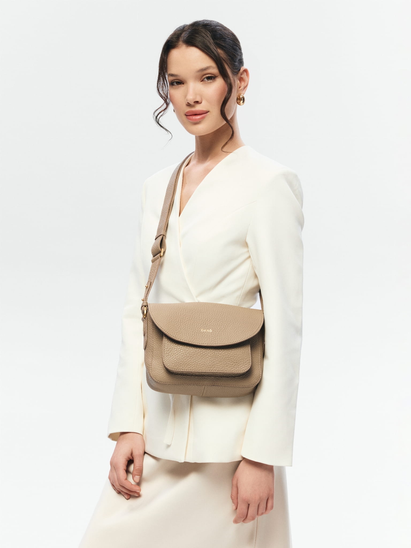 Mini Emmanuela taupe skórzana torebka damska listonoszka torba na ramię.jpg