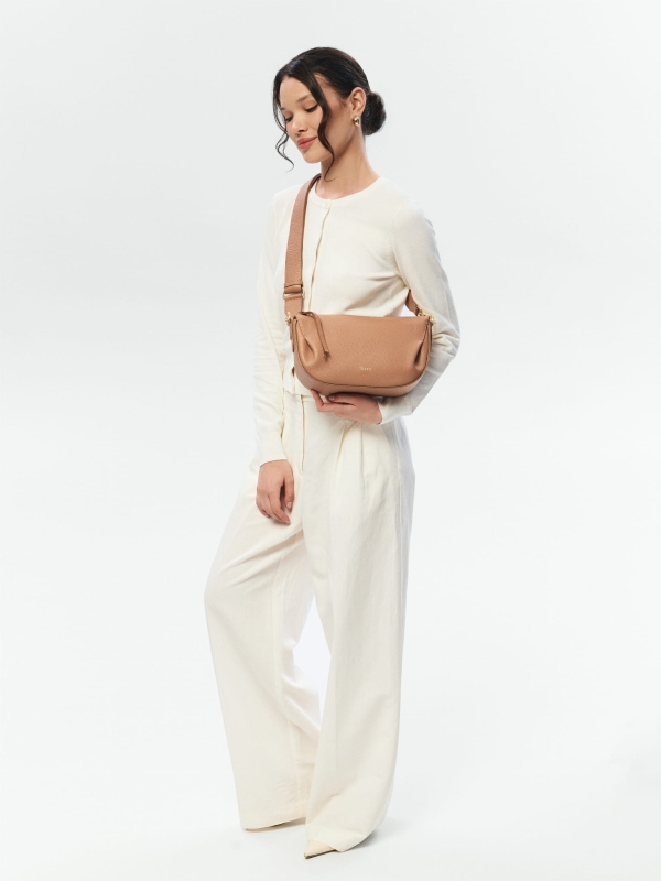 Penelope beżowa skórzana torebka damska listonoszka torba na ramię.jpg