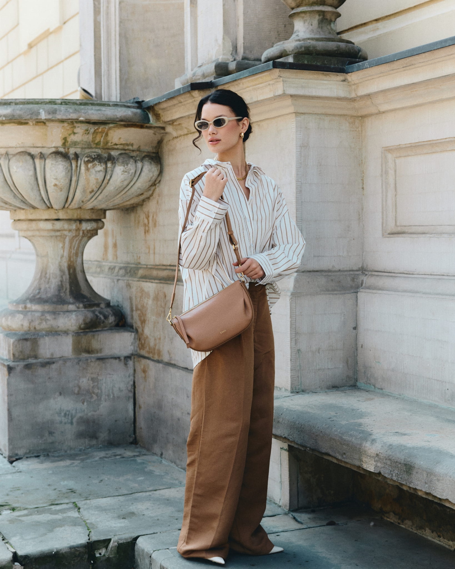 Penelope beżowa skórzana torebka damska listonoszka torba na ramię beż.jpg