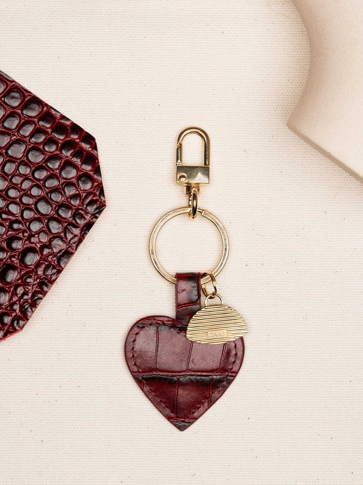 BRELOCZEK serce bordowy croco do kluczy skórzany.JPG