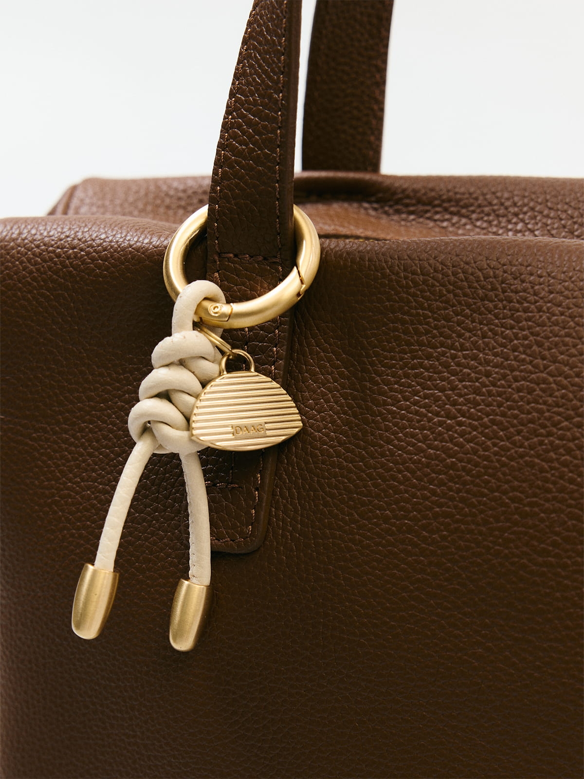 LEONIE brązowa groszek skórzana torebka damska listonoszka torba na ramię.JPG