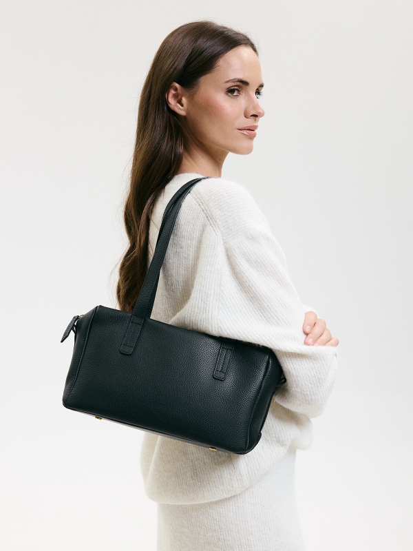 LEONIE czarna groszek skórzana torebka damska listonoszka torba na ramię.jpg