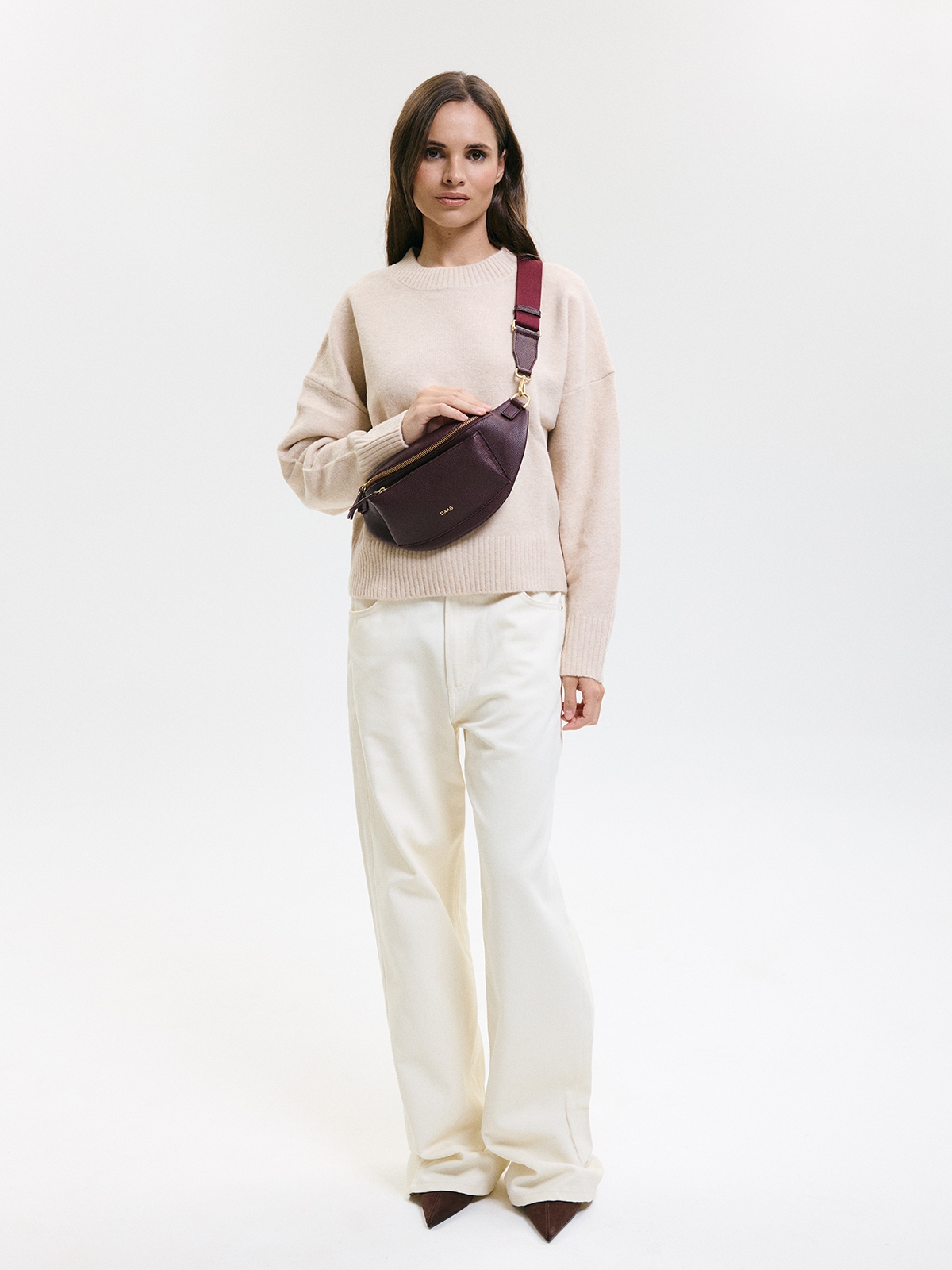 LARISSA śliwkowa skórzana duża damska nerka saszetka torebka.jpg