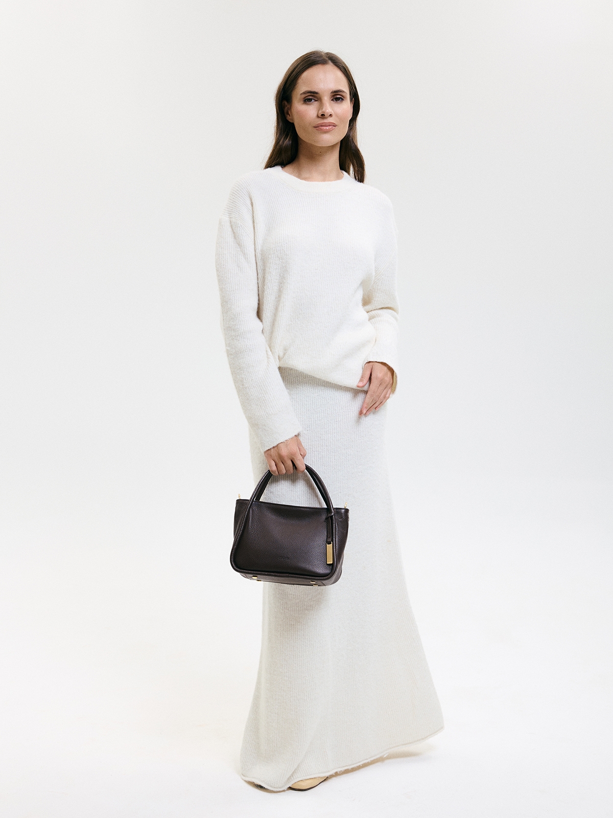 MINI GULIETTA czekoladowy groszek skórzana torebka damska listonoszka torba na ramię.jpg