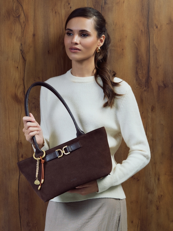 CHARMS troczek z łańcuszkiem koniak skórzany breloczek.jpg