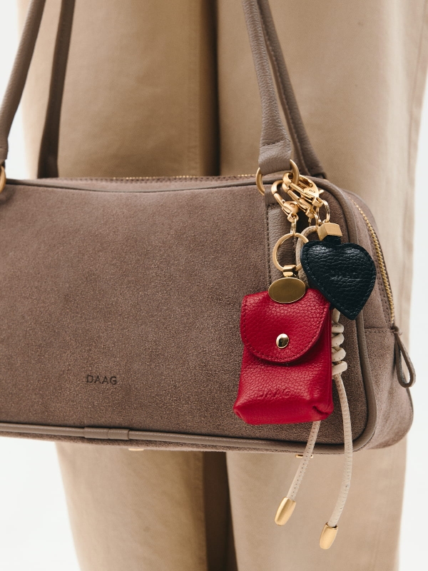 CHARMS troczek milk skórzany breloczek srebrne elementy.jpg