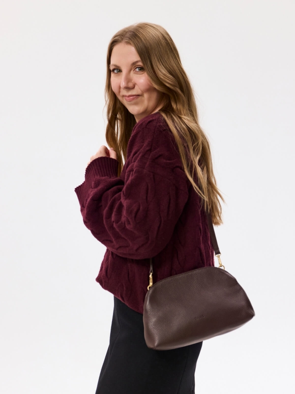 NINA czekoladowy groszek skórzana torebka damska listonoszka torba na ramię somethingwhite.jpg