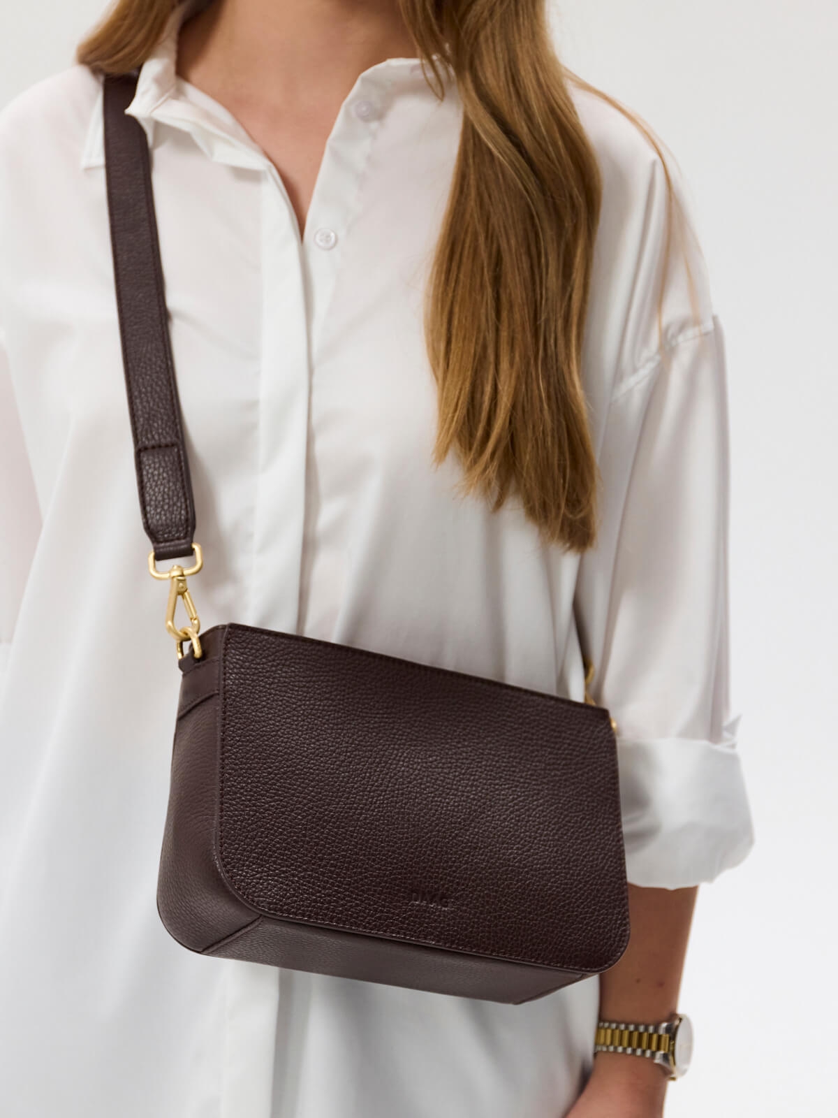 DORA czekoladowy groszek skórzana torebka damska listonoszka torba na ramię somethingwhite.jpg