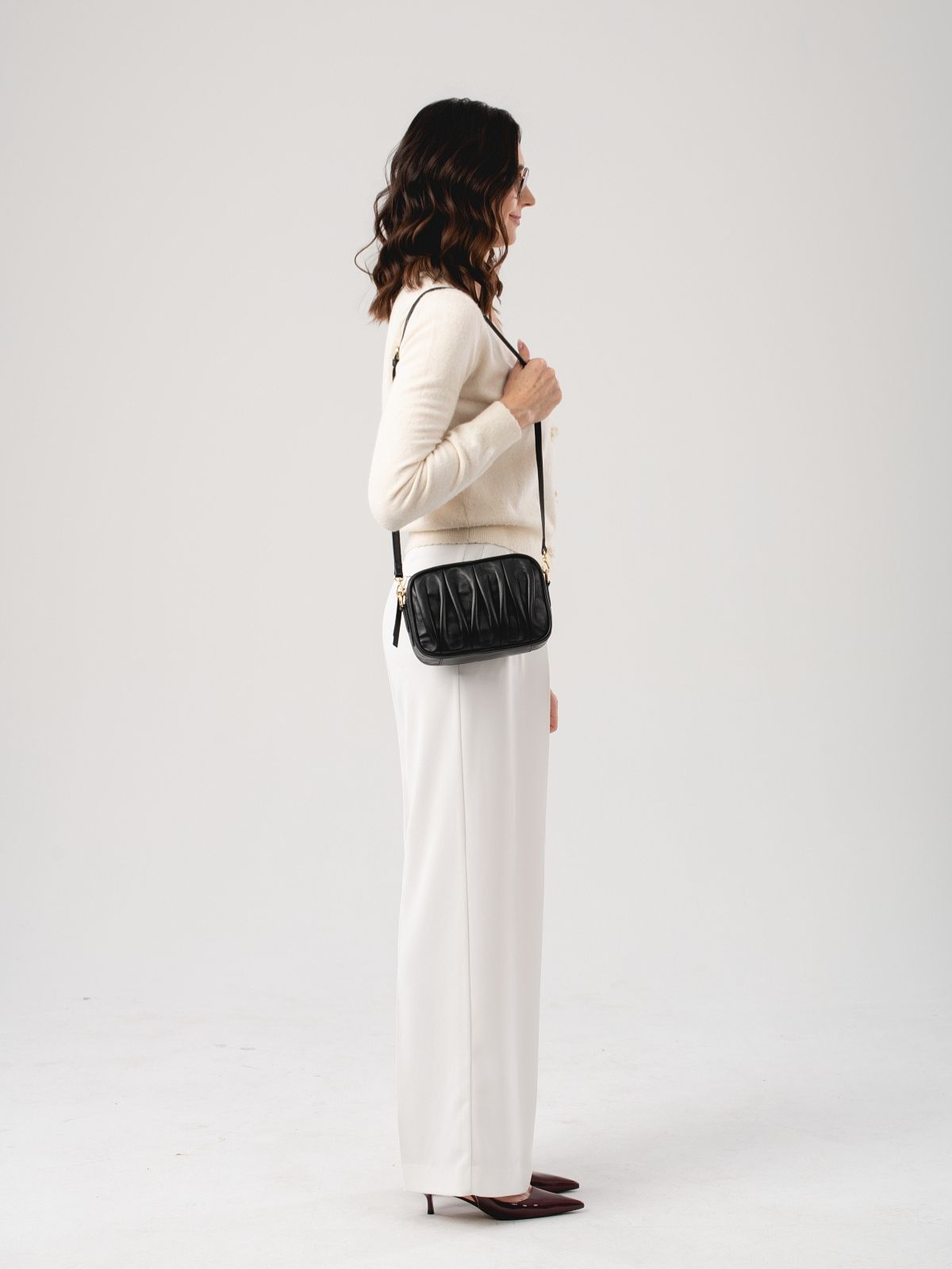 BELLA czarna skórzana mała torebka damska.jpg