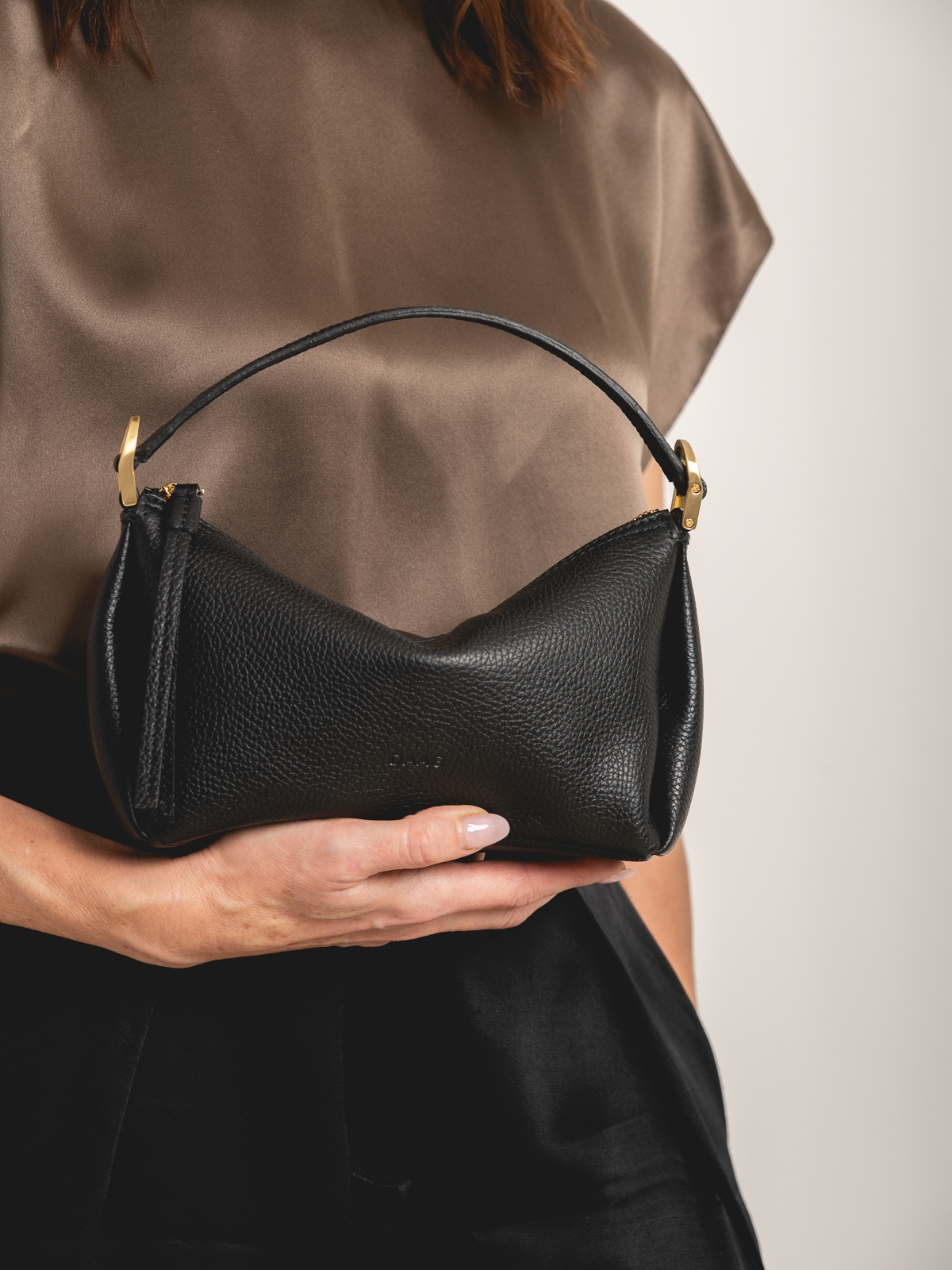 SIMONE czarna skórzana torebka damska mała.jpg